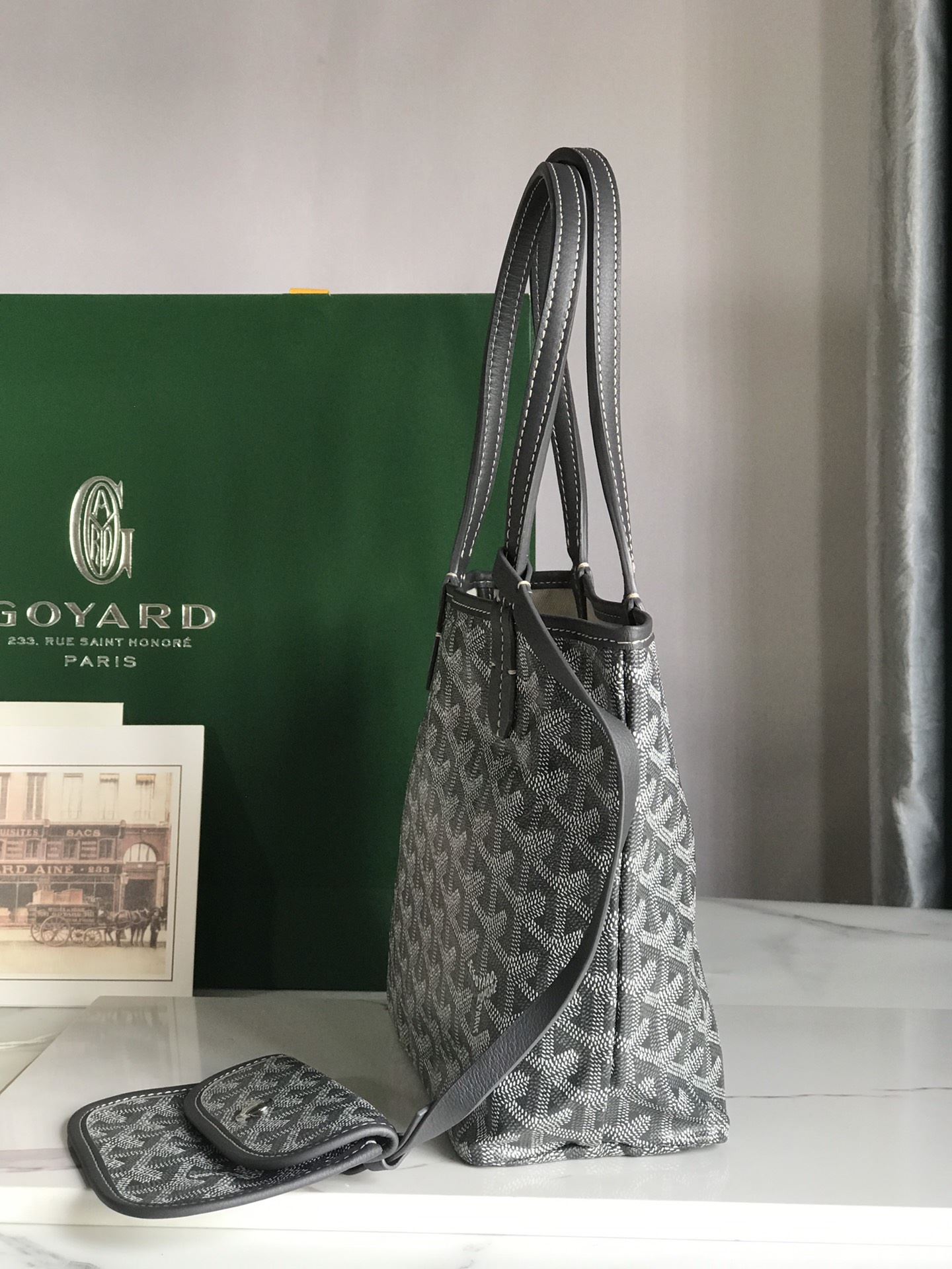 Goyard Shopping Bags